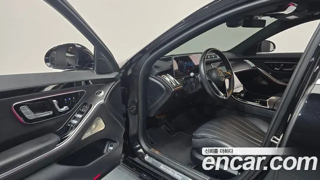 Mercedes-Benz S-Class W223 — Фото автомобиля 15