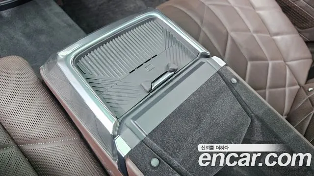 BMW 7 Series G70 — Фото автомобиля 28