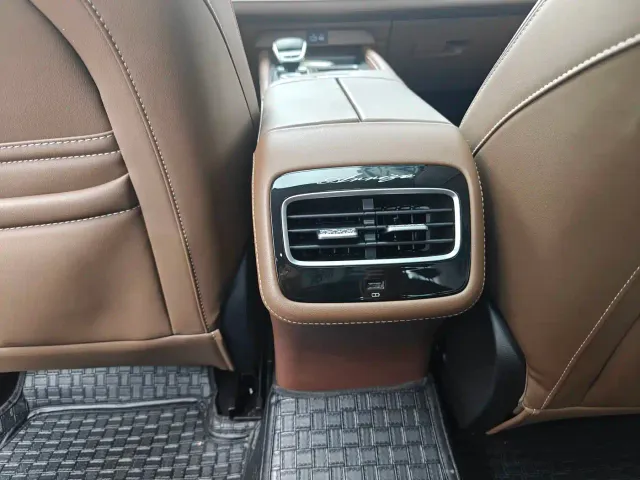 Chery Arrizo 8 — Фото автомобиля 8