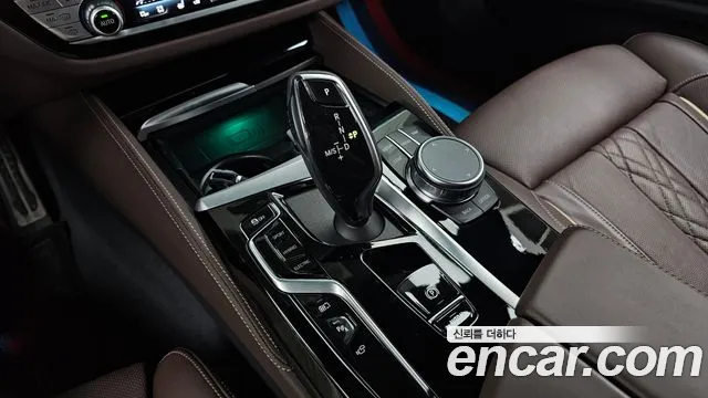 BMW 5-Series 5 серия (G30) — Фото автомобиля 9