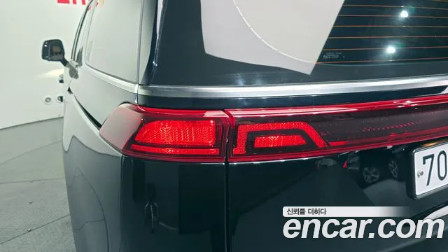 Kia Canival Carnival 4 поколение Дизель 11 мест Signature — Фото автомобиля 23