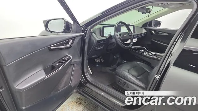Kia EV6 — Фото автомобиля 4