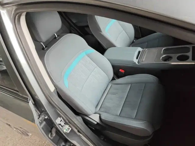 GAC Aion Y — Фото автомобиля 24