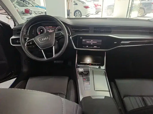 Audi A6L — Фото автомобиля 9