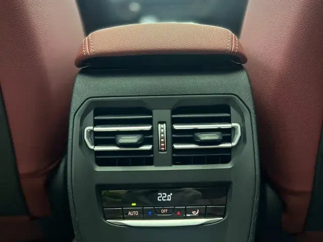BMW 3 Series — Фото автомобиля 21
