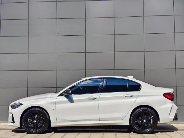 BMW 1 Series — Фото автомобиля 4
