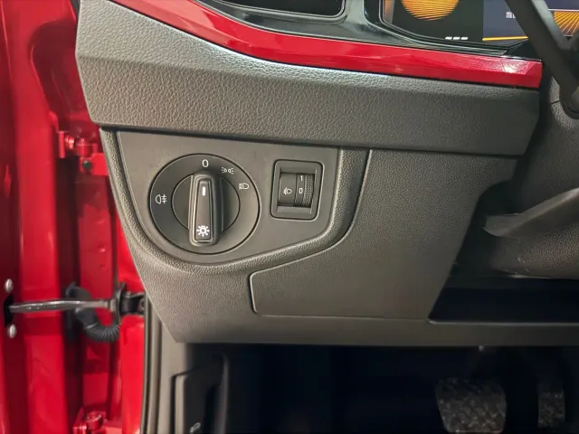 Volkswagen Polo — Фото автомобиля 16