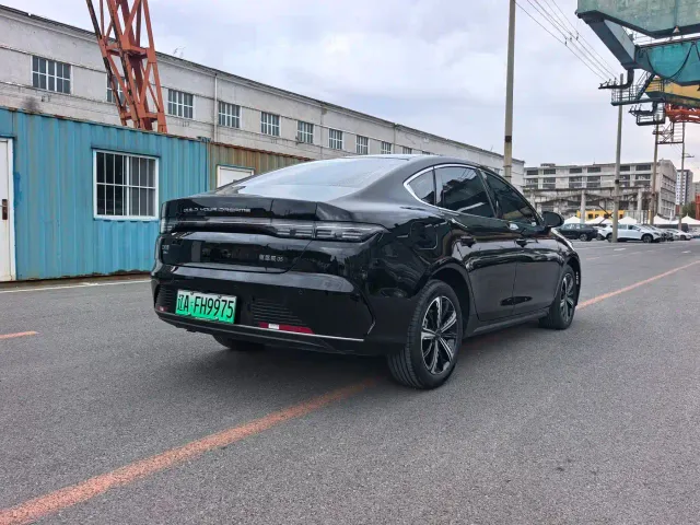 BYD Destroyer 05 — Фото автомобиля 5