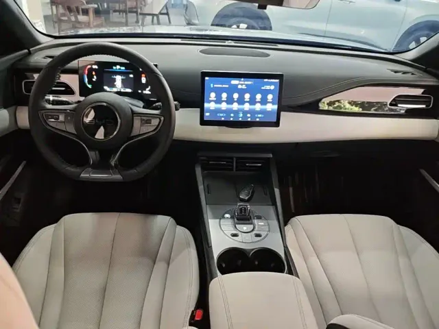BYD Seal 06 — Фото автомобиля 9