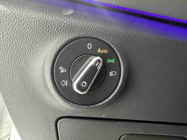 Volkswagen Sagitar — Фото автомобиля 9