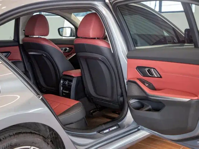 BMW 3 Series — Фото автомобиля 17