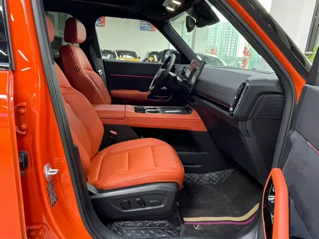 Ford Mustang NEV — Фото автомобиля 11