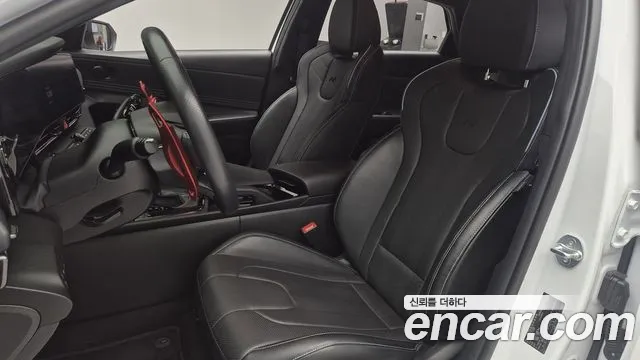 Hyundai Avante CN7 — Фото автомобиля 4