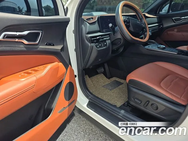 Kia Sportage Бензин 1.6 турбо 2WD — Фото автомобиля 18