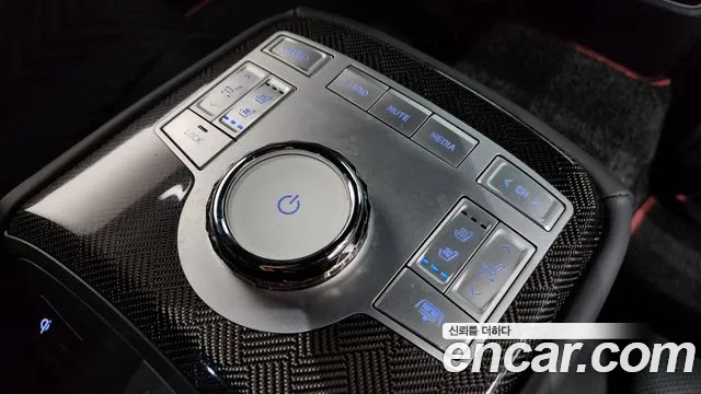 Genesis G80 RG3 — Фото автомобиля 17