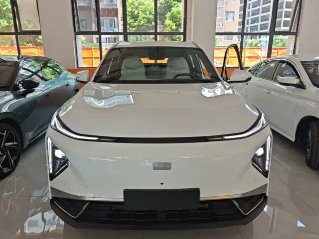 Geely Galaxy L7 — Фото автомобиля 2