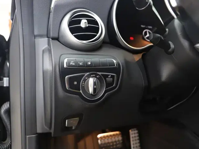 Mercedes-Benz C-Class AMG — Фото автомобиля 14