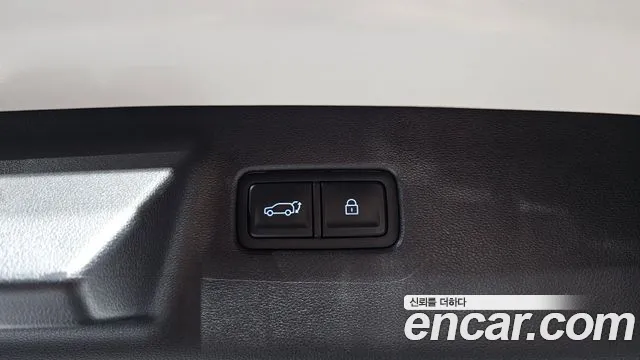 Hyundai Santafe Santa Fe (MX5) Бензин 2.5T 2WD — Фото автомобиля 29