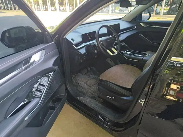 Haval H6 — Фото автомобиля 15