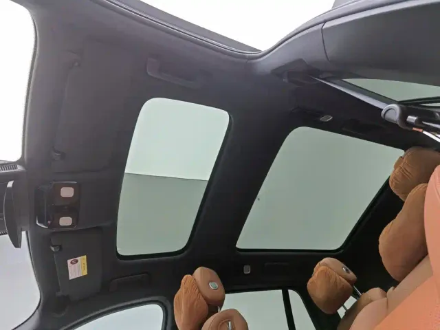 Li Auto L8 — Фото автомобиля 14