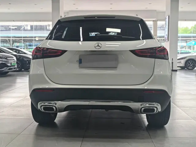 Mercedes-Benz Mercedes-Benz GLA 2023 GLA 200 — Фото автомобиля 16