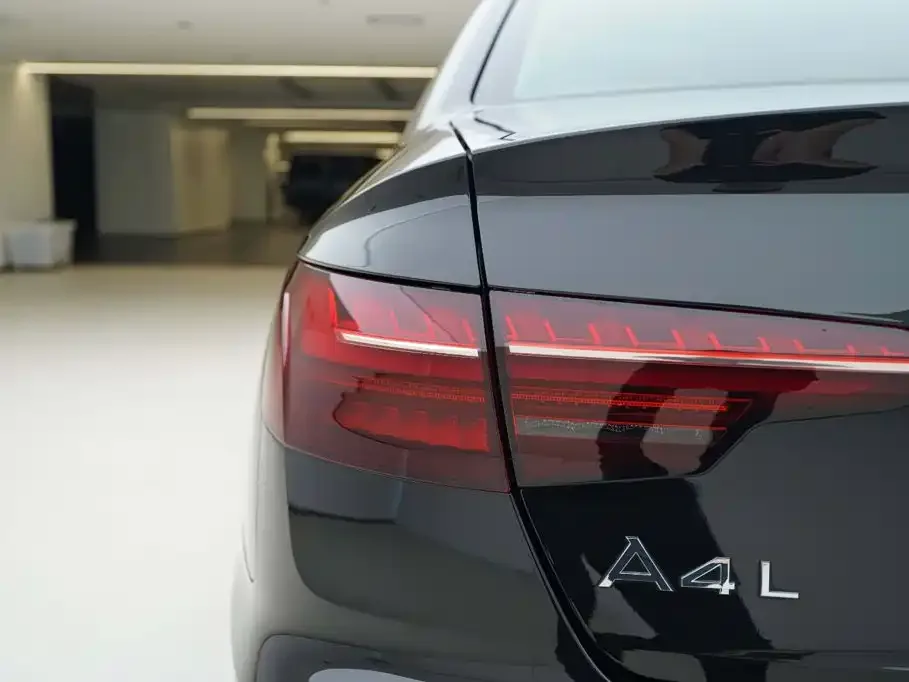 Audi Audi A4L 2022 40 TFSI Fashion Dynamic — Фото автомобиля 15