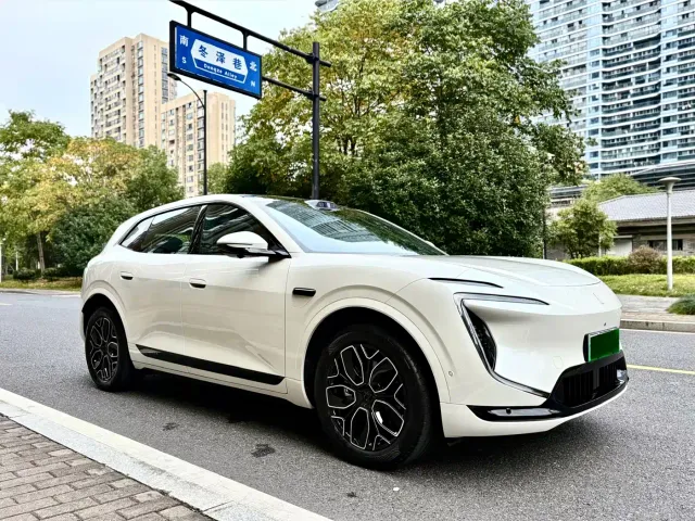 Avatr Avita 07 L — Фото автомобиля 3