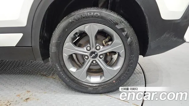 Kia Seltos New — Фото автомобиля 6