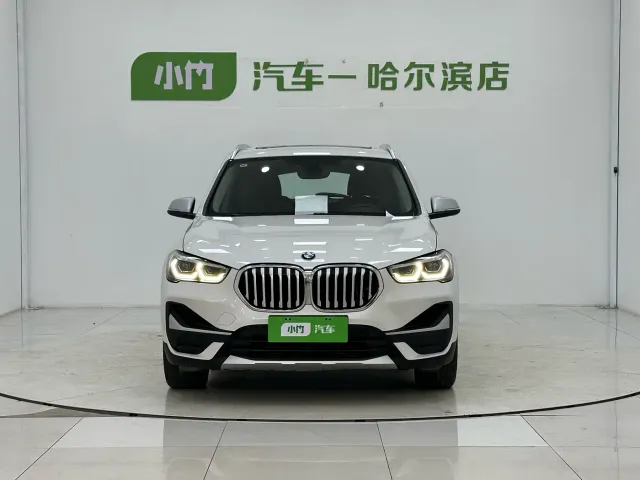 BMW X1 — Фото автомобиля 2
