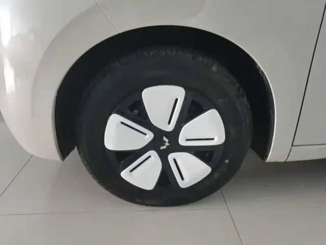 Wuling Hongguang Mini EV — Фото автомобиля 22