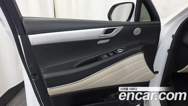 Genesis GV80 — Фото автомобиля 13