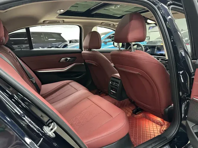 BMW 3 Series — Фото автомобиля 10