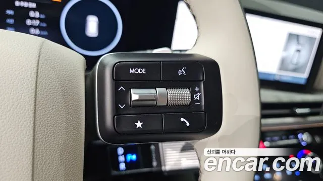 Hyundai Santafe Santa Fe (MX5) Бензин 2.5T 4WD — Фото автомобиля 25