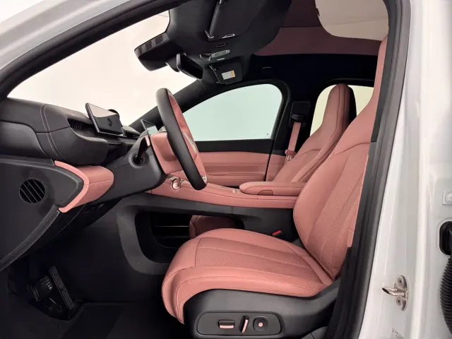 Nio EC6 — Фото автомобиля 7