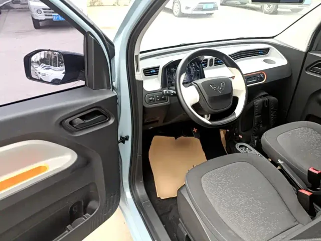 Wuling Hongguang Mini EV — Фото автомобиля 15