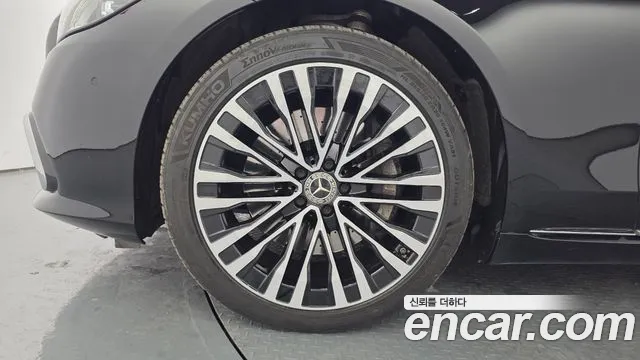 Mercedes-Benz S-Class — Фото автомобиля 5