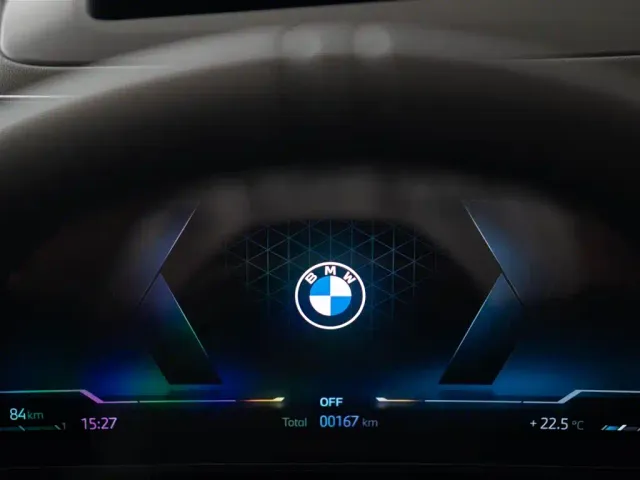 BMW 5 Series — Фото автомобиля 23
