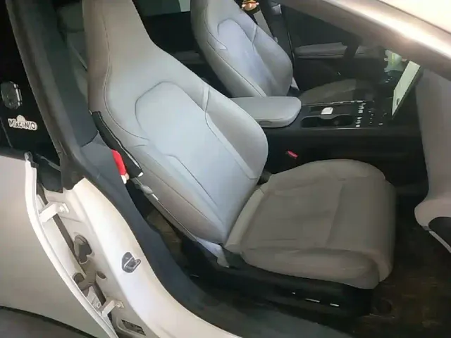 Nio ET5 Touring — Фото автомобиля 24