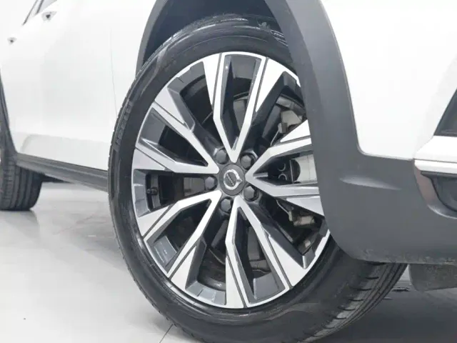 Volvo V90 — Фото автомобиля 24