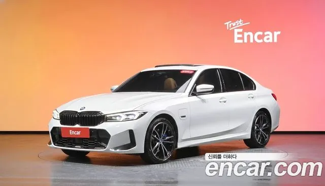 Фотография автомобиля — BMW 3 Series G20