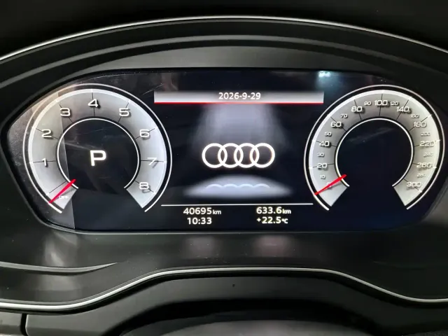 Audi Q5L — Фото автомобиля 12