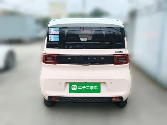 Wuling Hongguang Mini EV — Фото автомобиля 7