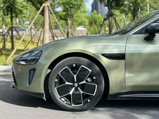 Xiaomi SU7 — Фото автомобиля 5