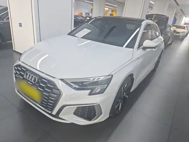 Фотография автомобиля — Audi A3