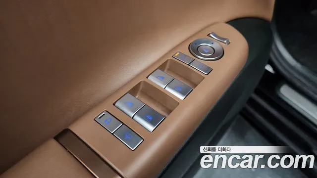 Hyundai Grandeur GN7 — Фото автомобиля 29
