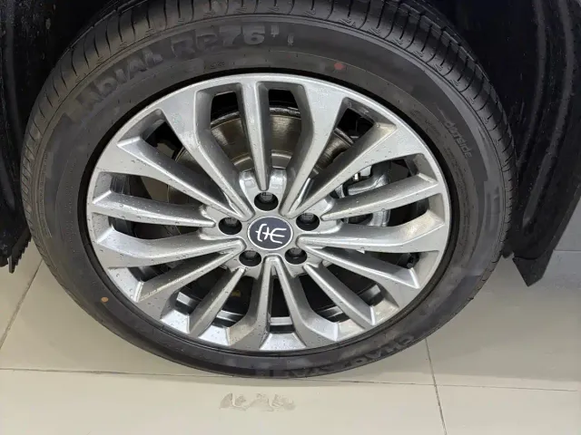 BYD Song Ultra — Фото автомобиля 6