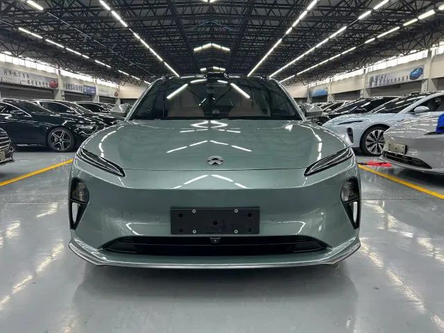 Nio ET5 Touring — Фото автомобиля 2