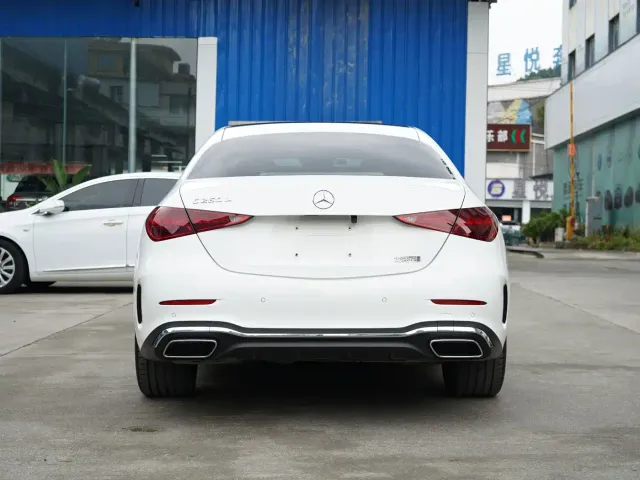 Mercedes-Benz C-Class — Фото автомобиля 18