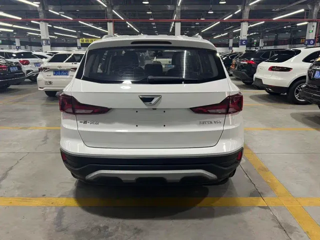 Jetta VS5 — Фото автомобиля 5