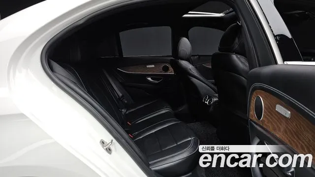 Mercedes-Benz E-Class W213 — Фото автомобиля 16